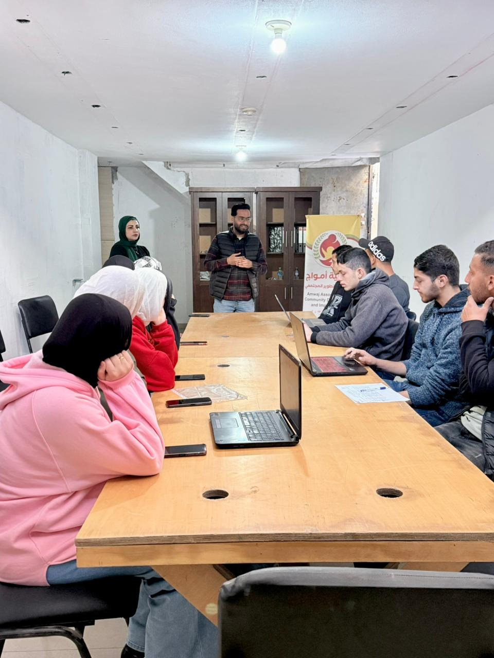 لقاءً تعريفي خاص بالحاضنة الطلابية